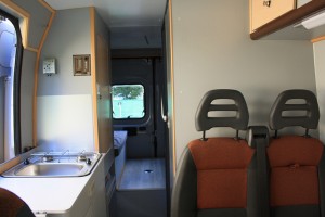 ciclope camper interior furgoneta